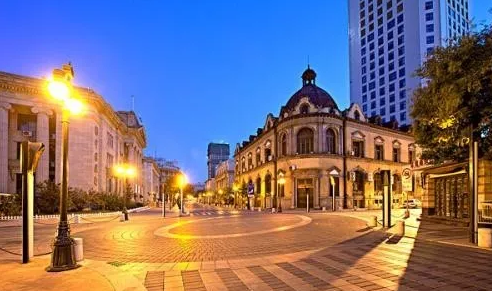 深夜一個(gè)人看夜景的說說 深夜一個(gè)人看夜景的說說